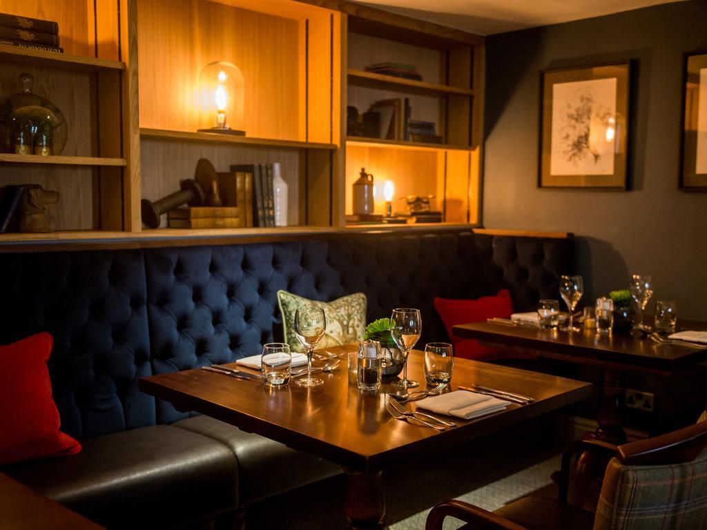 The Millstone, Mellor Hotel Blackburn  Bagian luar foto The restaurant at The Old Stamp Office